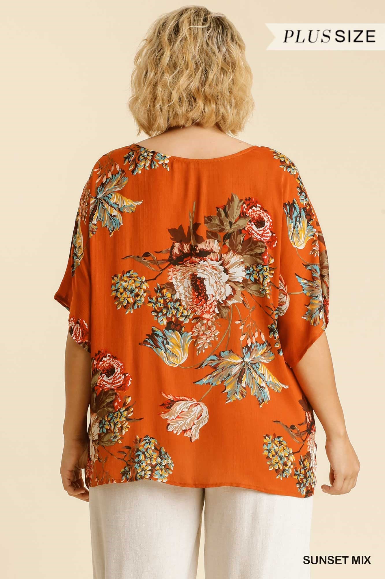 Sunset Mix Floral Print Top (PLUS)