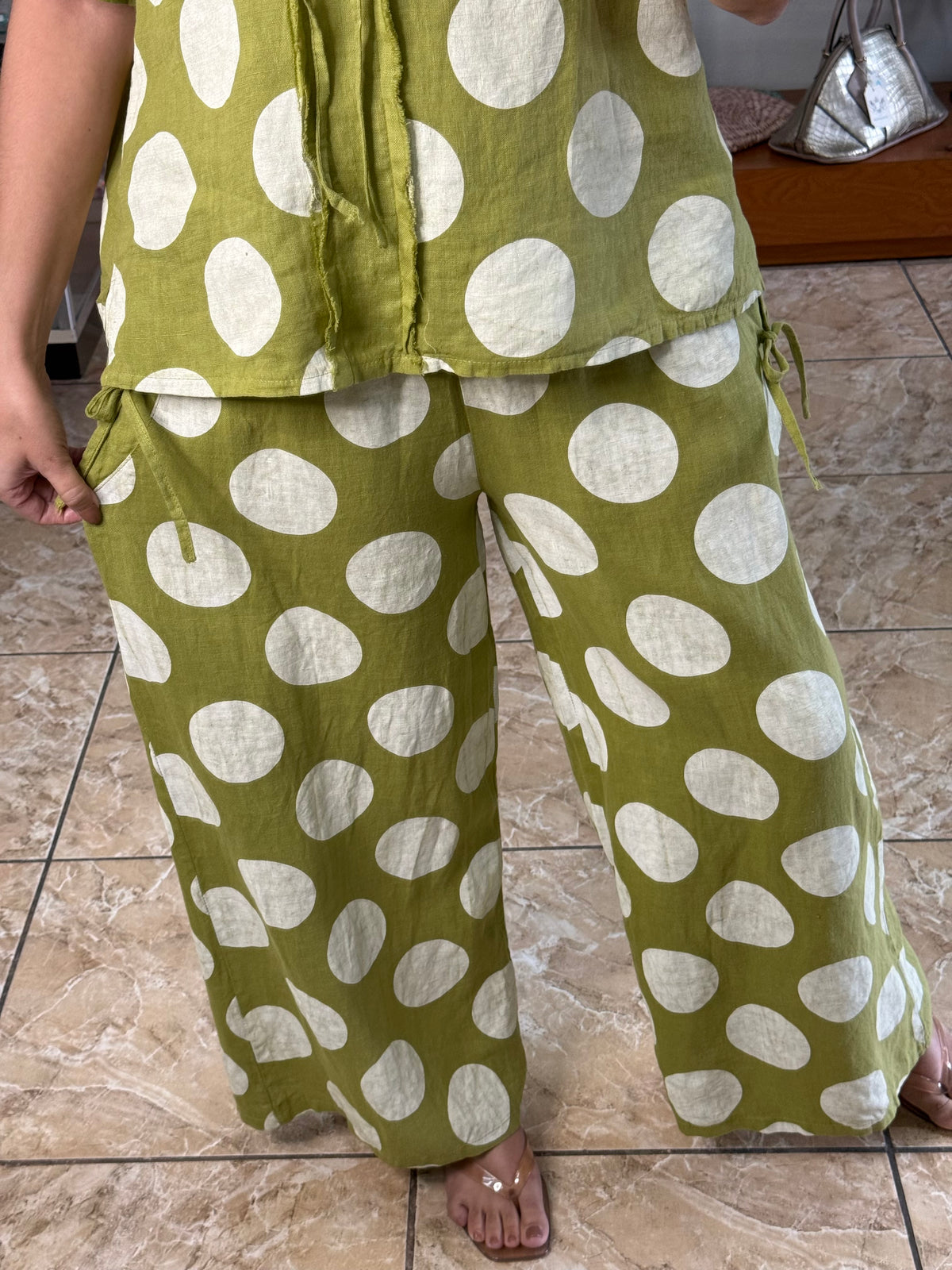 Polka Dots and Ribbons OS Linen Set (NO RETURNS OR EXCHANGE)