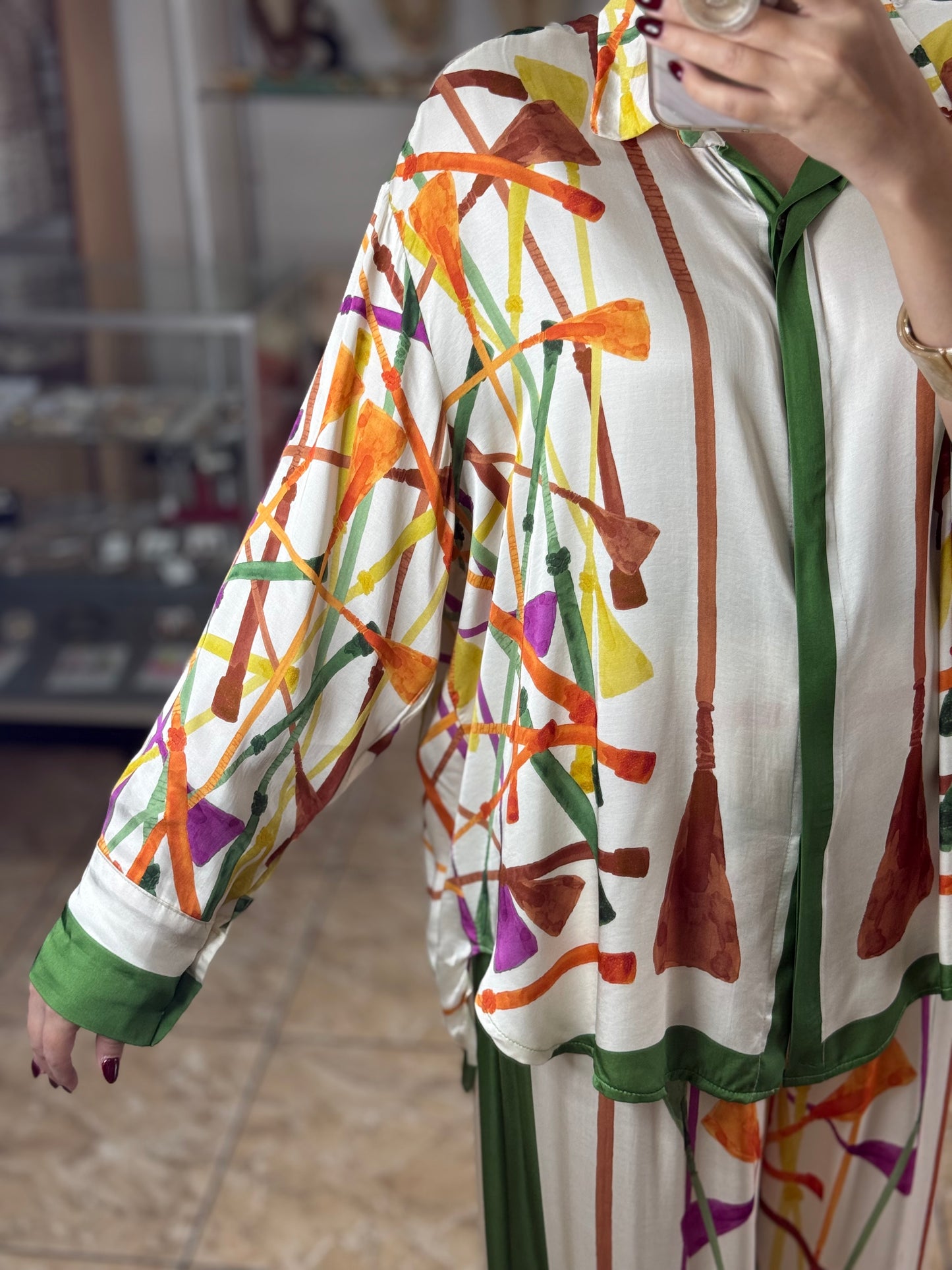 Tassel Print OS Satin Set (NO RETURNS OR EXCHANGE)