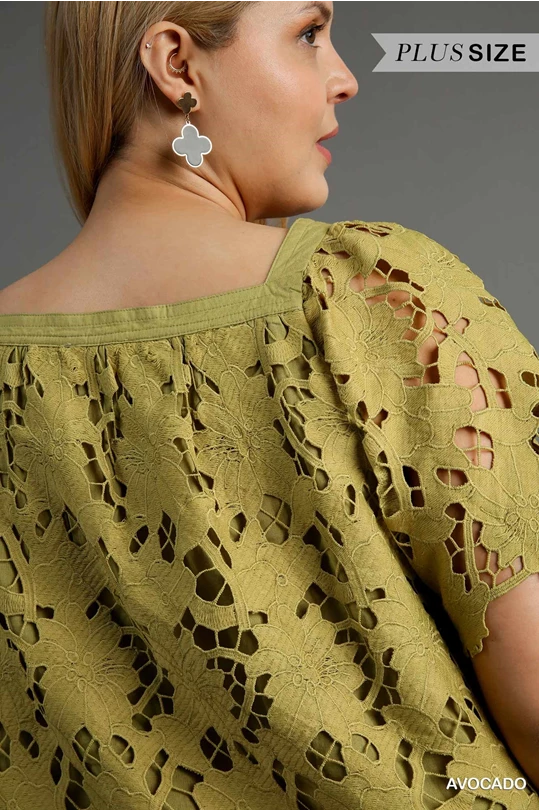 Floral Lace Short Sleeve Top