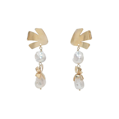 Demi Cola Pearl Earrings