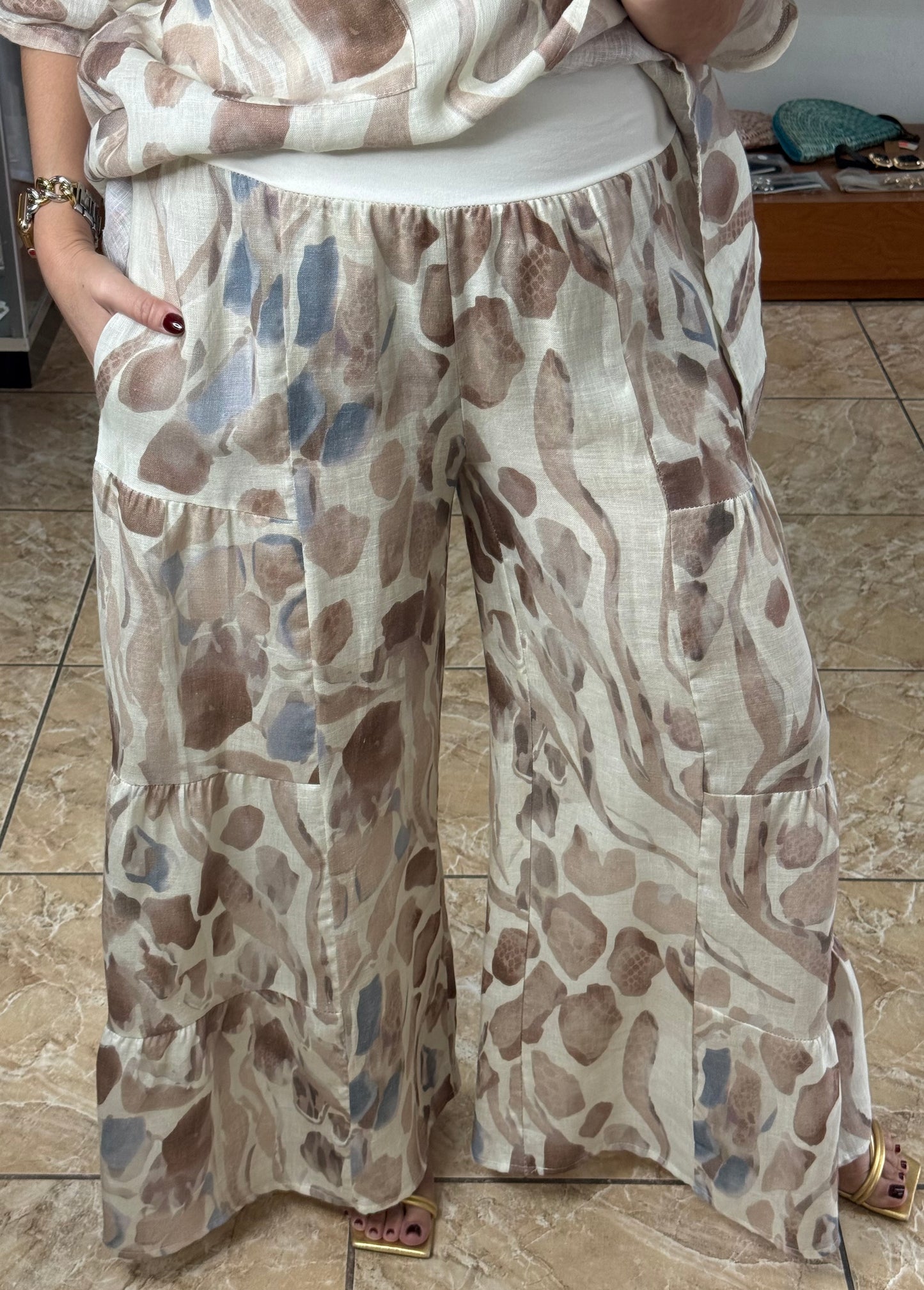 Kalahari Linen Set OS (NO RETURNS OR EXCHANGE)