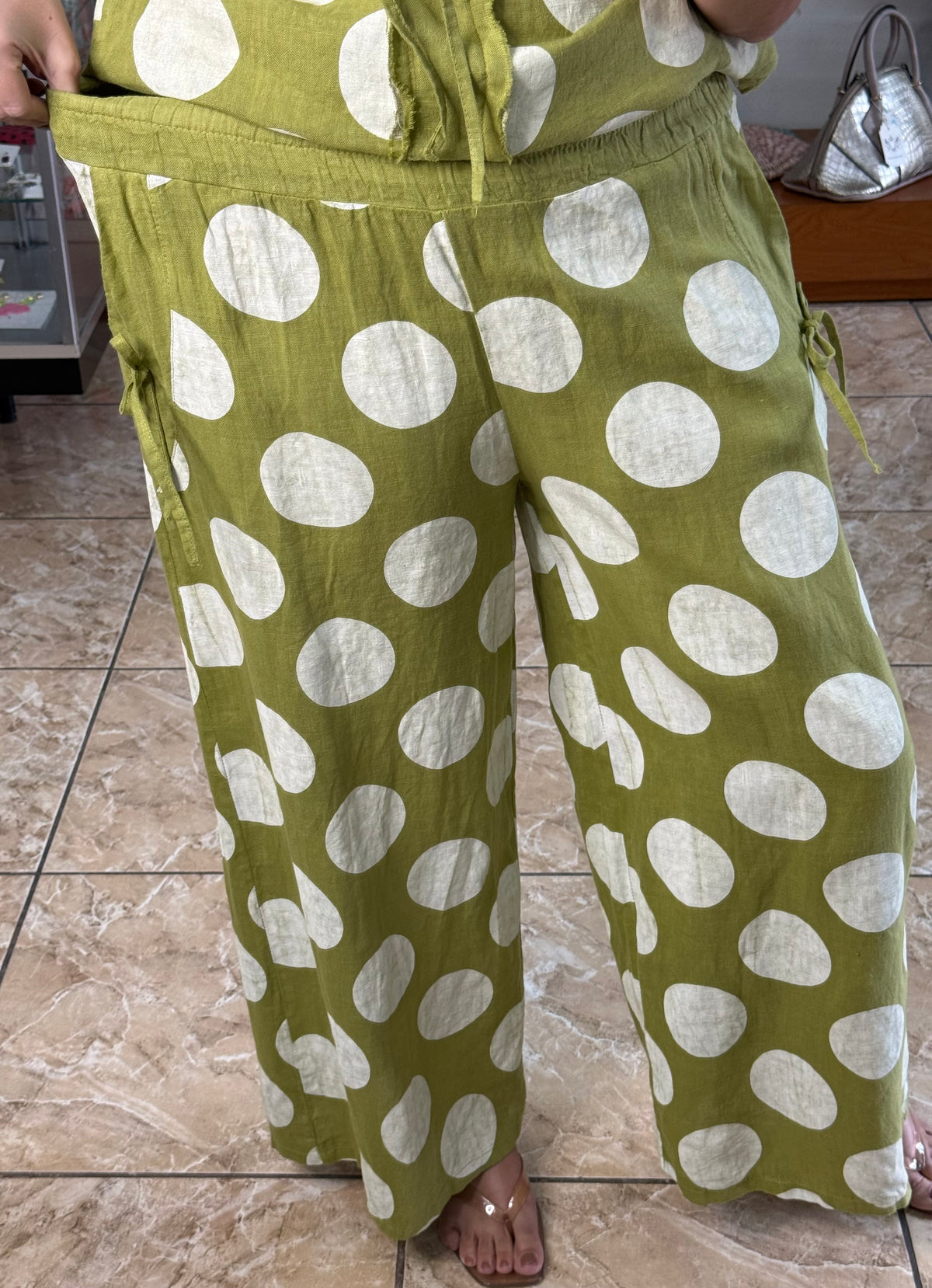 Polka Dots and Ribbons OS Linen Set (NO RETURNS OR EXCHANGE)
