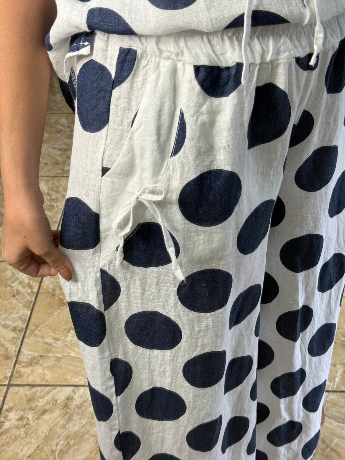Polka Dots and Ribbons OS Linen Set (NO RETURNS OR EXCHANGE)