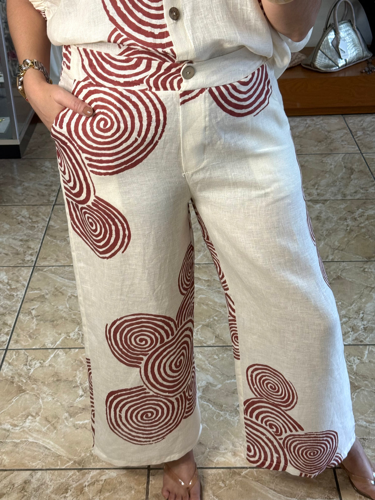 Spiral Pattern OS Top & Pant Set (NO RETURNS OR EXCHANGE)