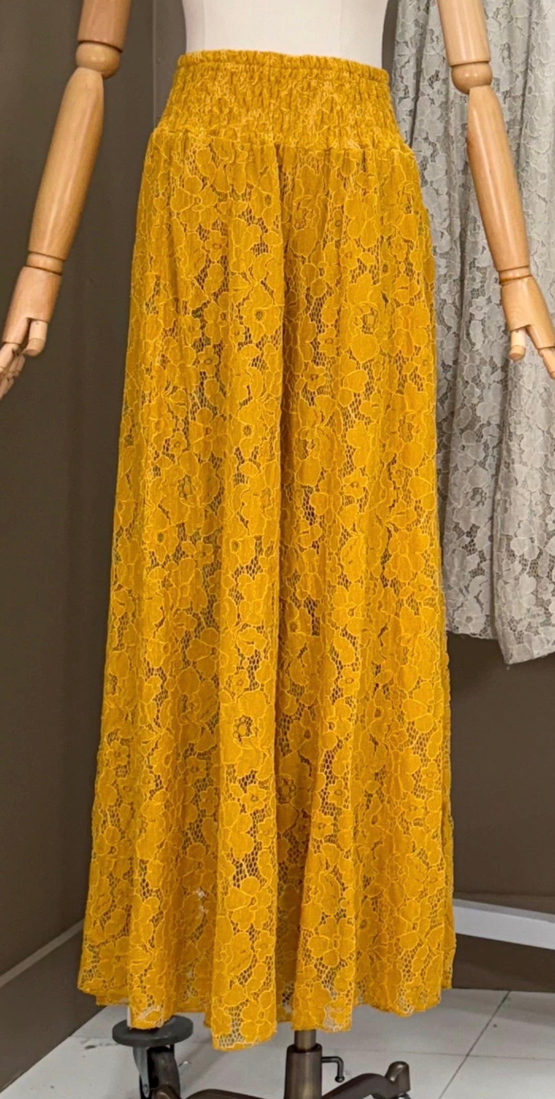 OS Lace Palazzo Pant (FINAL SALE)