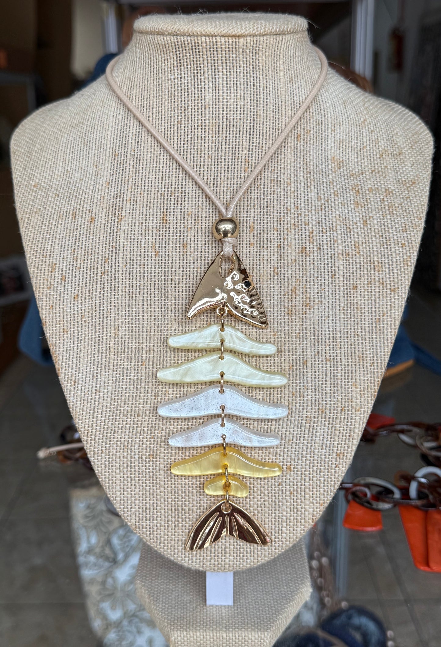 Fish Necklace (NO RETURNS OR EXCHANGE)