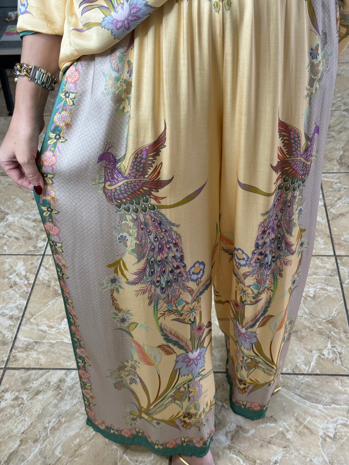 Birds & Flowers OS Satin Set (NO RETURNS OR EXCHANGE)