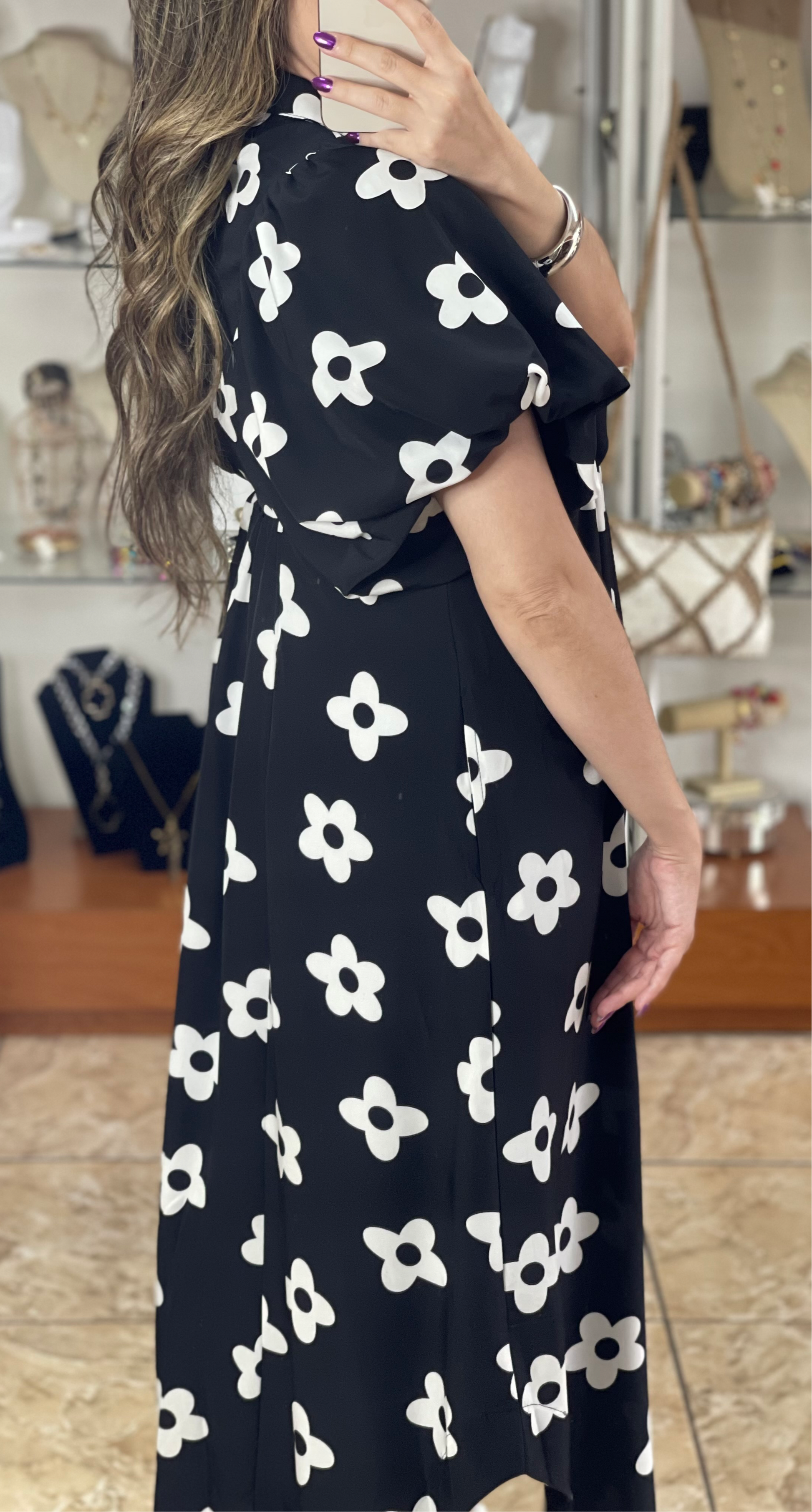 black and white floral maxi dress Black and White Floral Maxi Dress – Tienda Angels Aguada