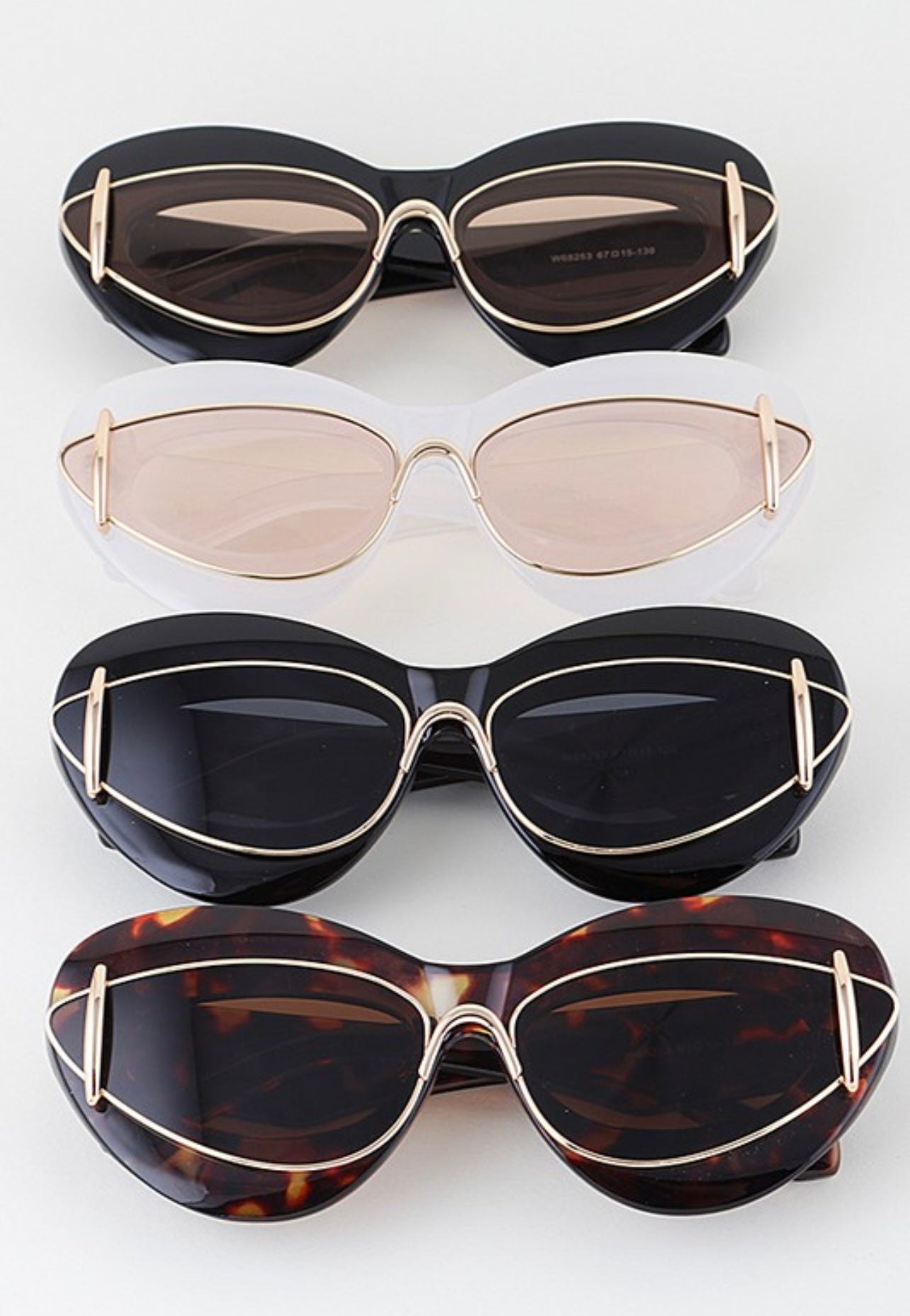 Metal Detail Sunglasses