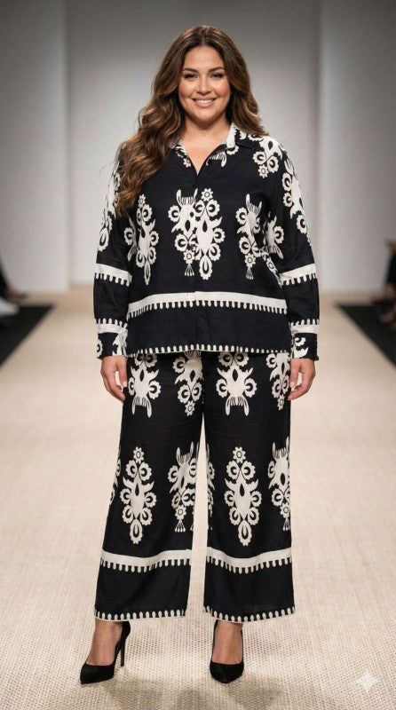 Black/White Top and Pant Set (PLUS)