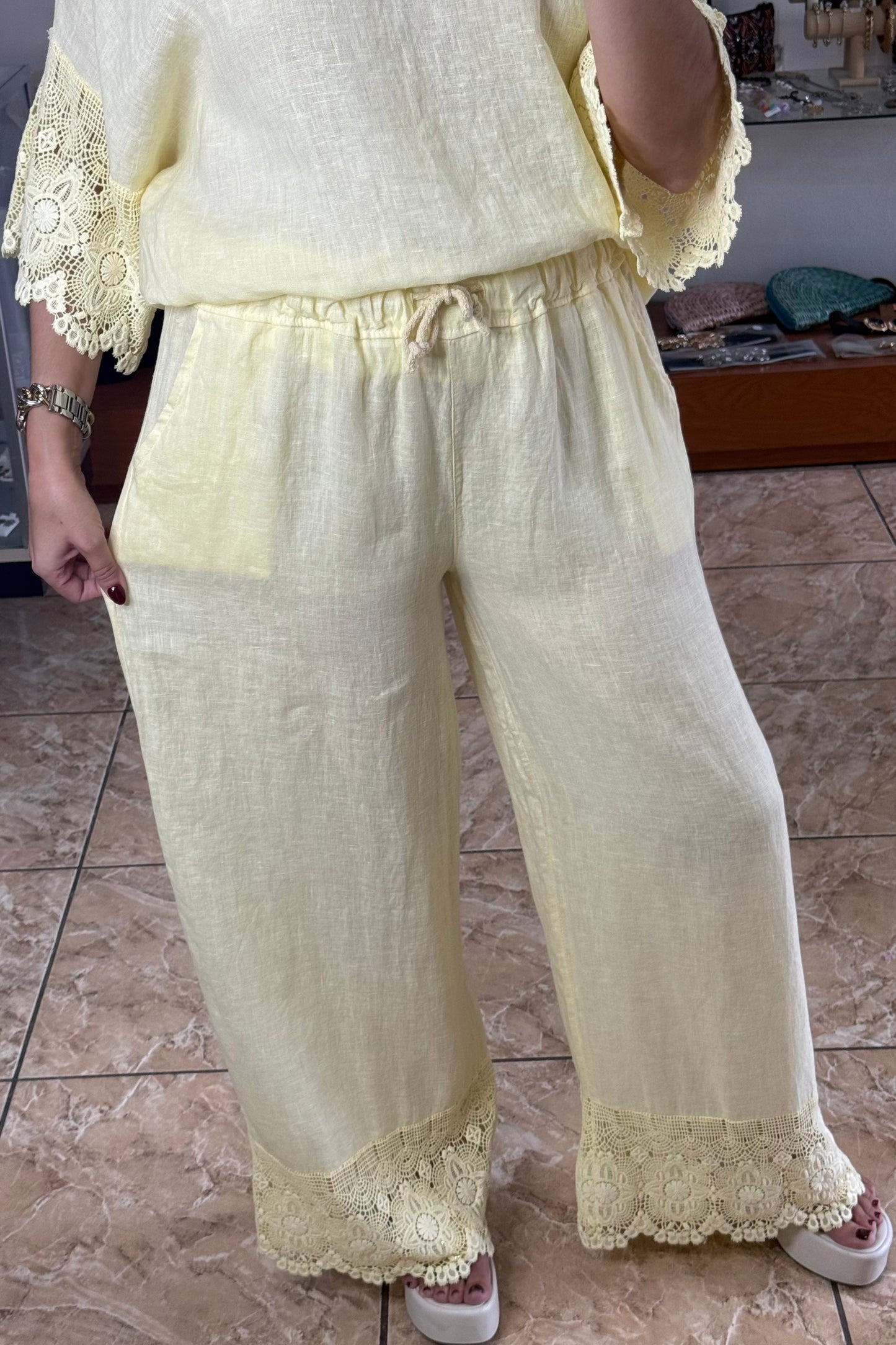 Crochet Trim OS Linen Set (NO RETURNS OR EXCHANGE)