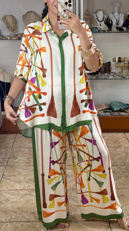 Tassel Print OS Satin Set (NO RETURNS OR EXCHANGE)