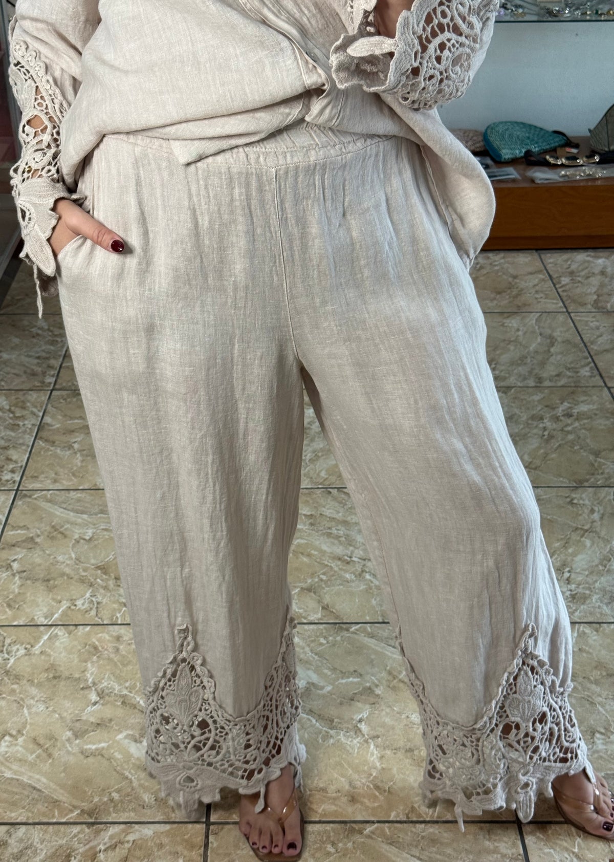 Aura Scalloped Lace/Linen Set (NO RETURNS OR EXCHANGE)