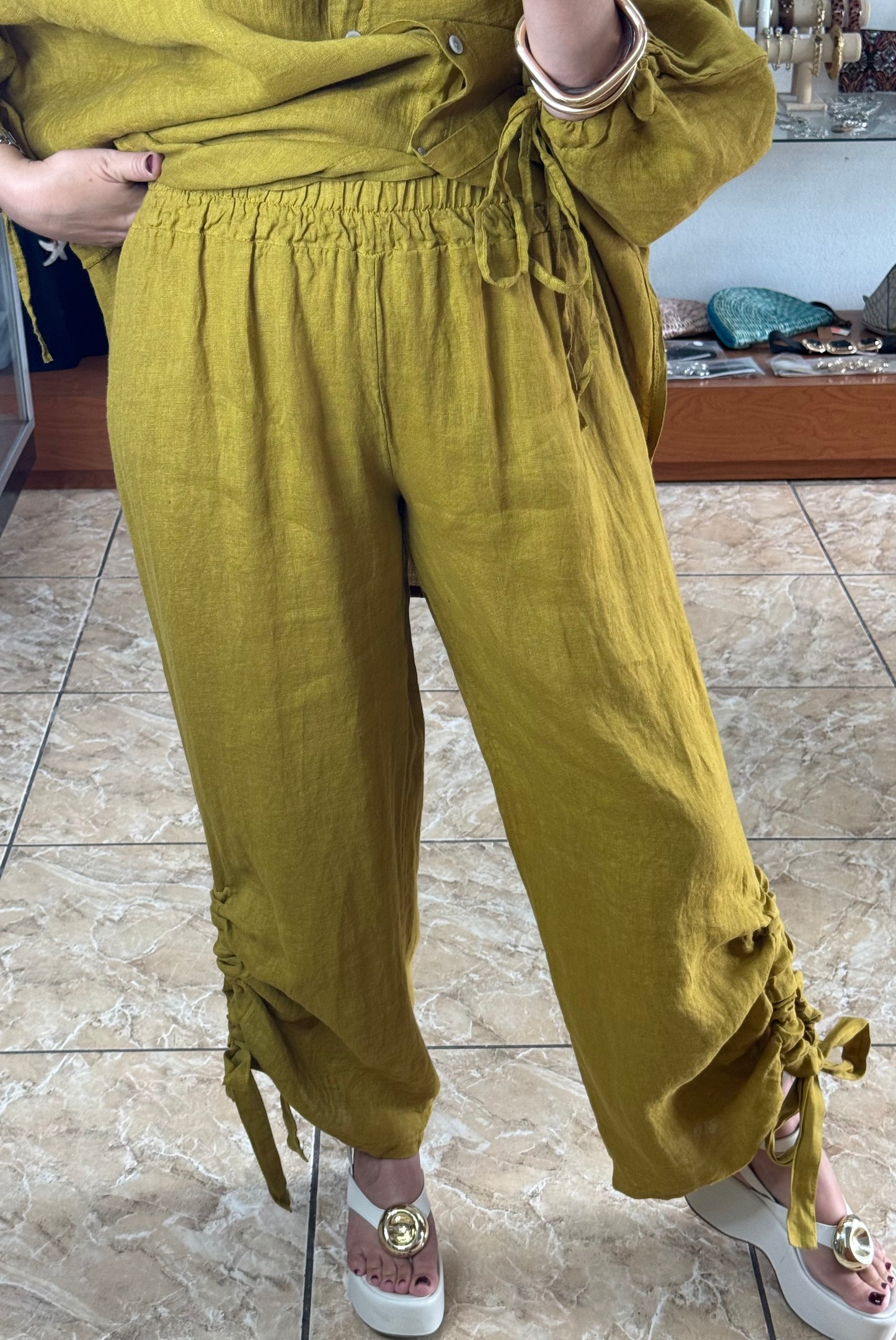 Amanda OS Linen Set (NO RETURNS OR EXCHANGE)