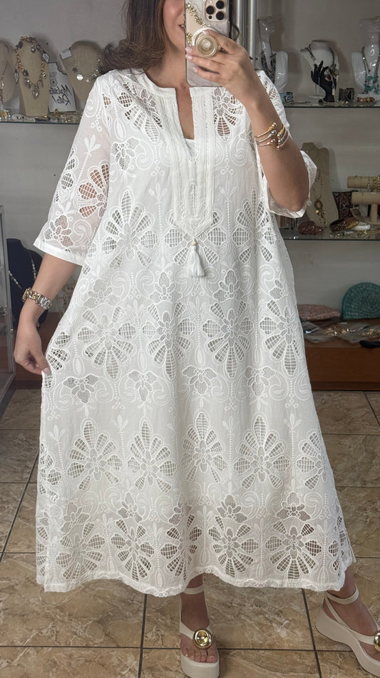 White Lace OS Maxi Dress (NO RETURNS OR EXCHANGE)