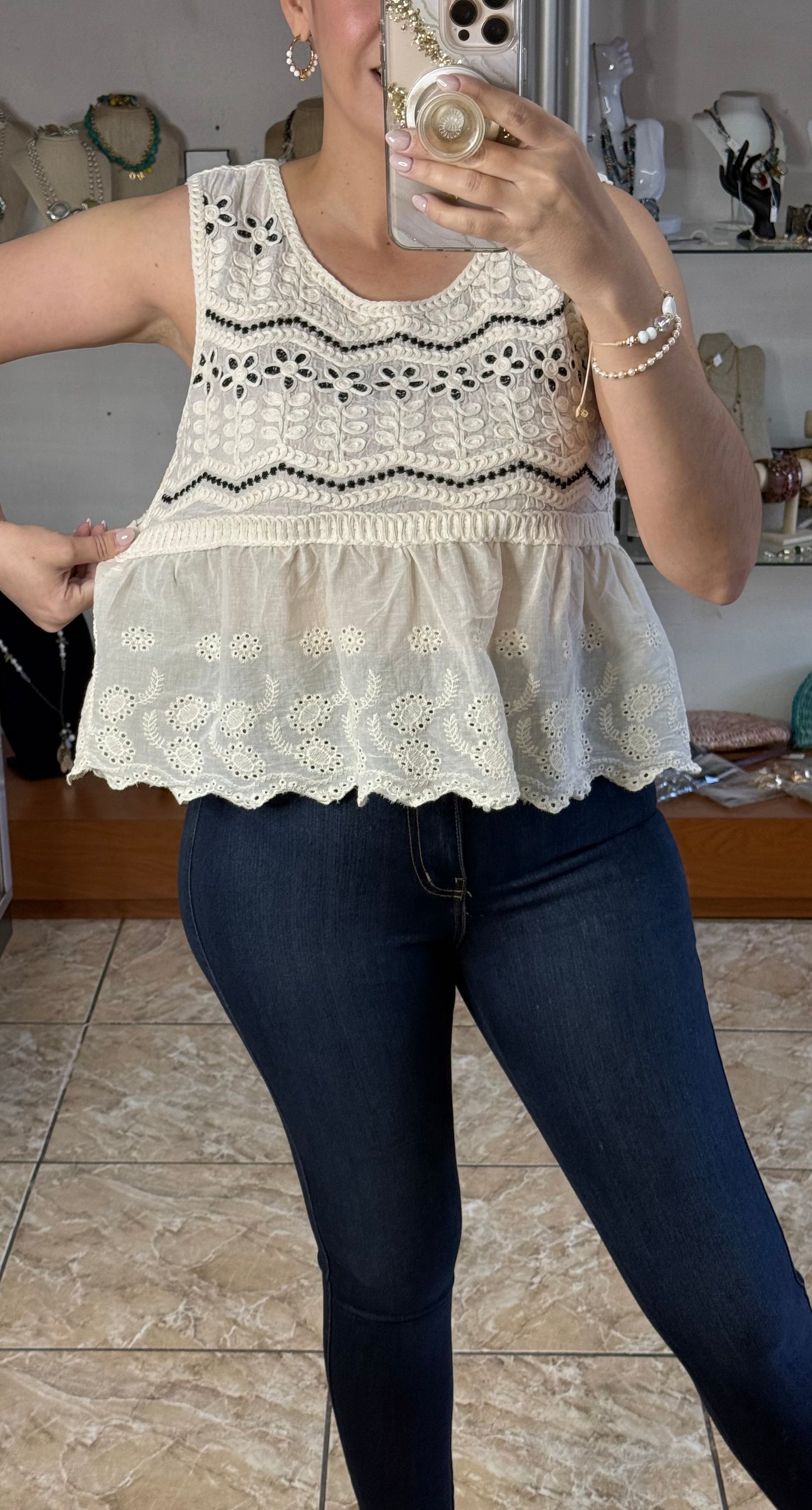 Natural/Black Floral OS Top (NO RETURNS OR EXCHANGE)