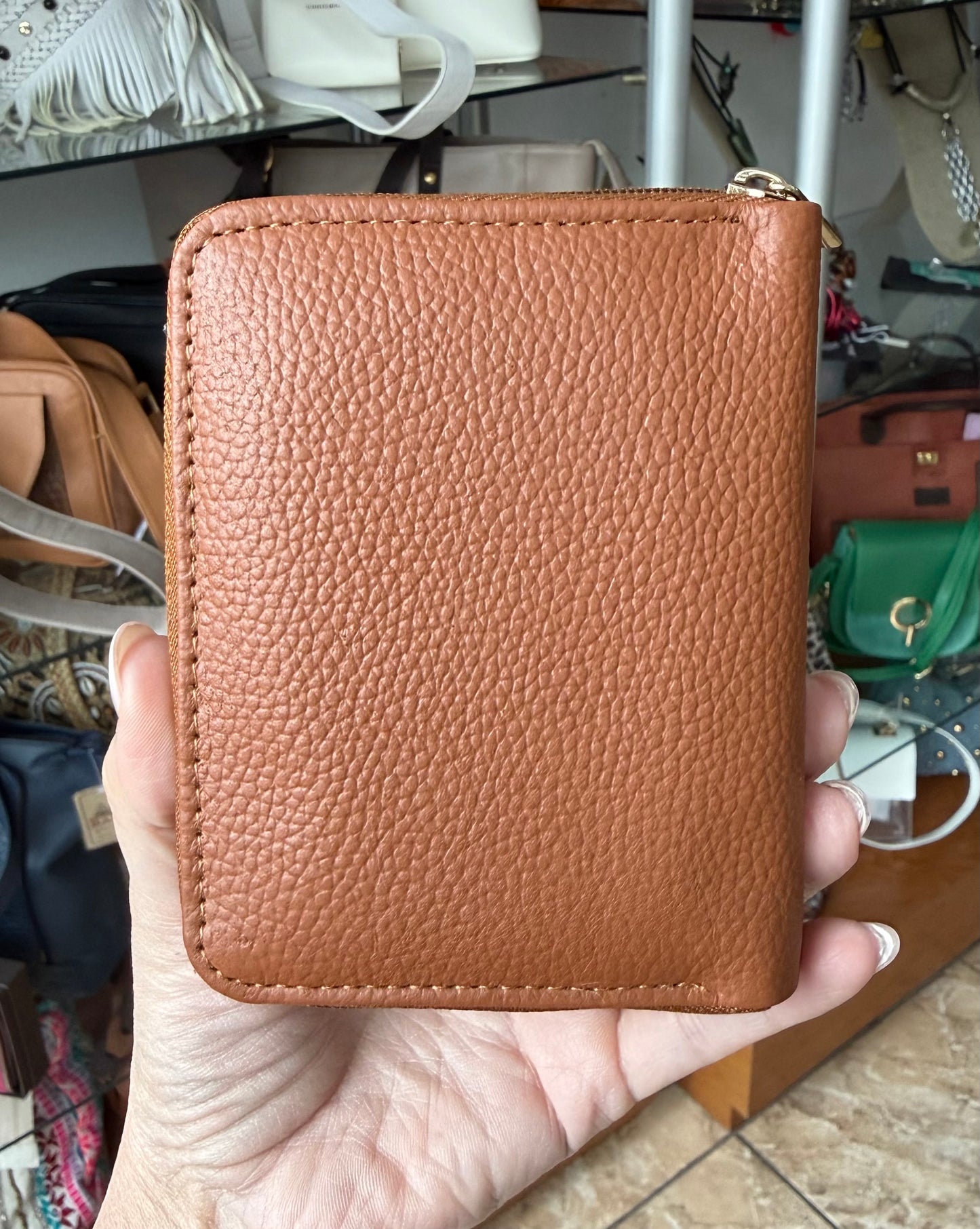 HARA Mini Wallet (NO RETURNS OR EXCHANGE)