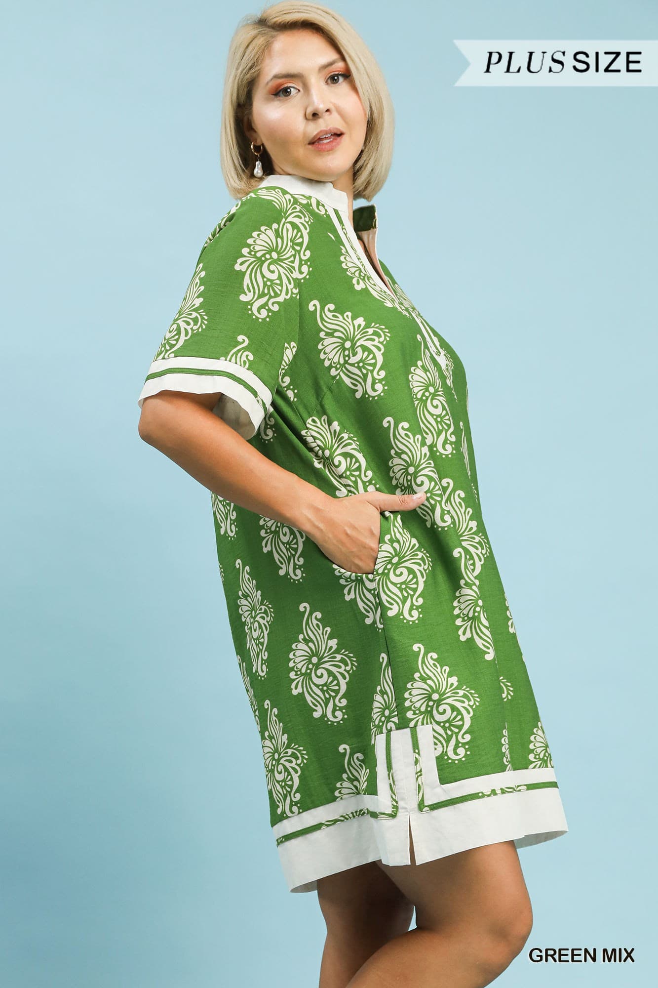 Green Mix Abstract Print Mini Dress (PLUS)
