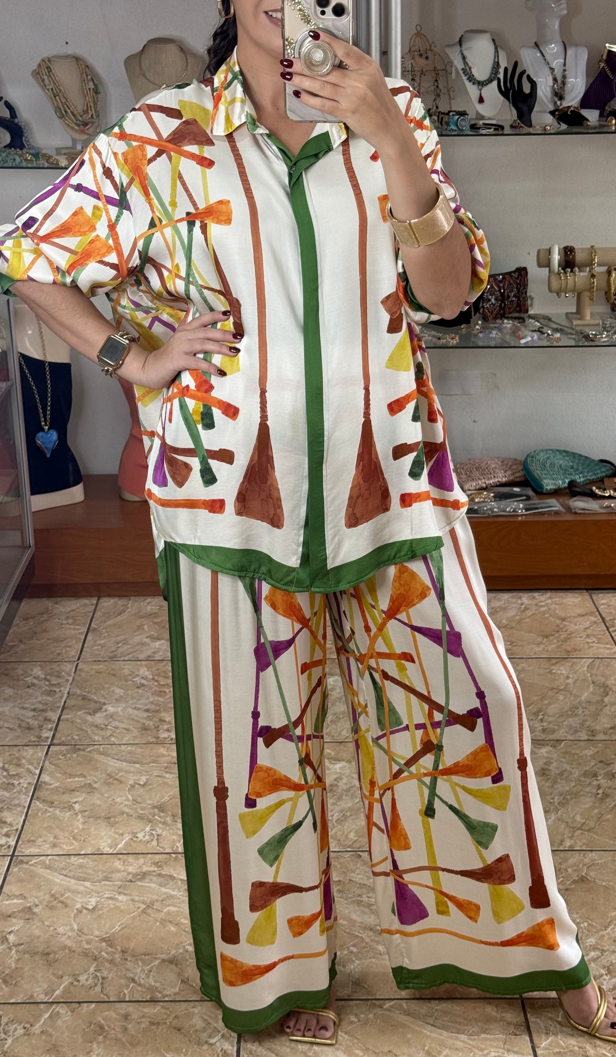 Tassel Print OS Satin Set (NO RETURNS OR EXCHANGE)