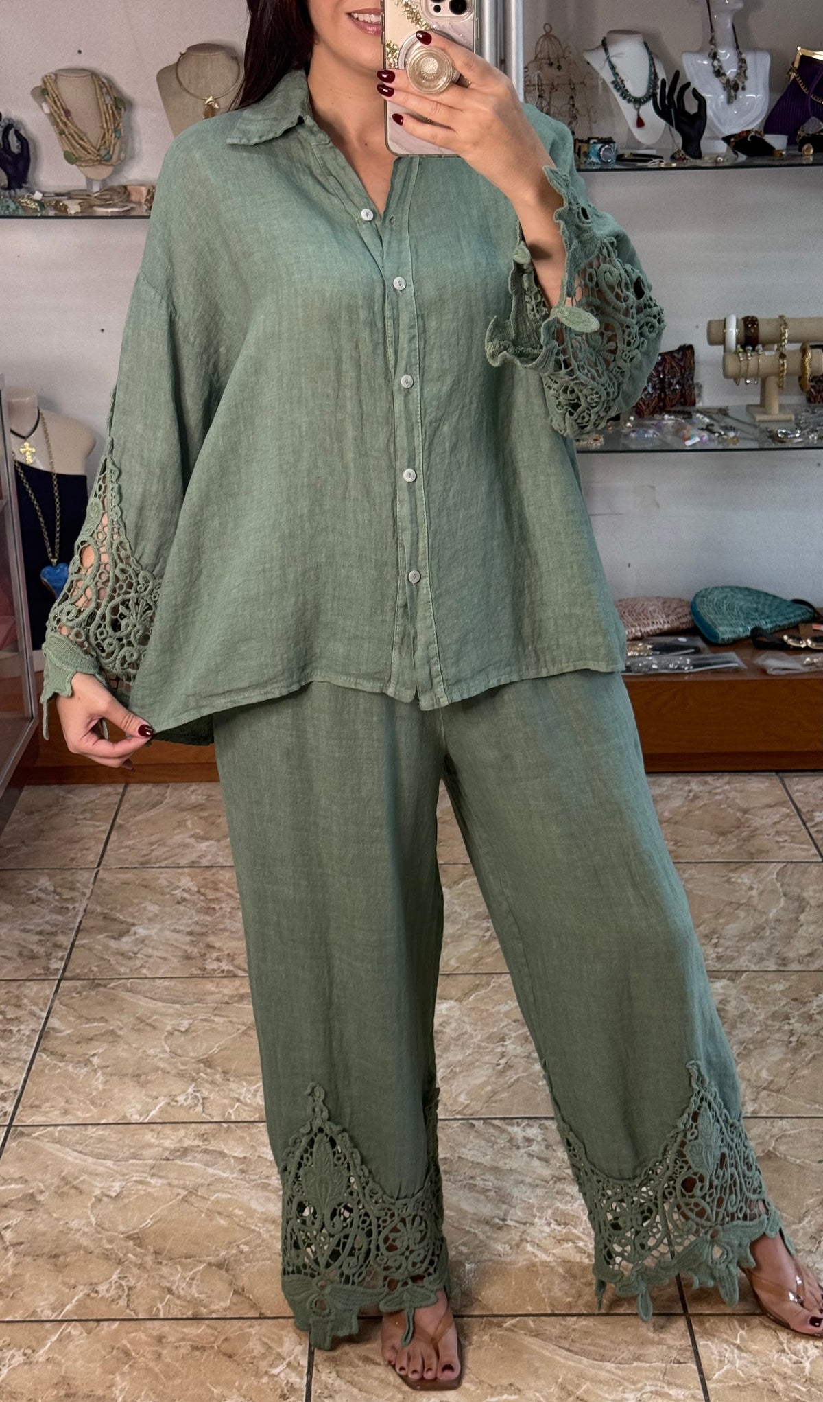 Aura Scalloped Lace/Linen Set (NO RETURNS OR EXCHANGE)