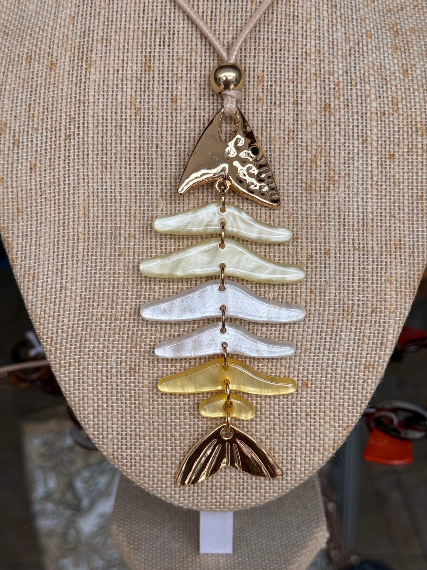 Fish Necklace (NO RETURNS OR EXCHANGE)