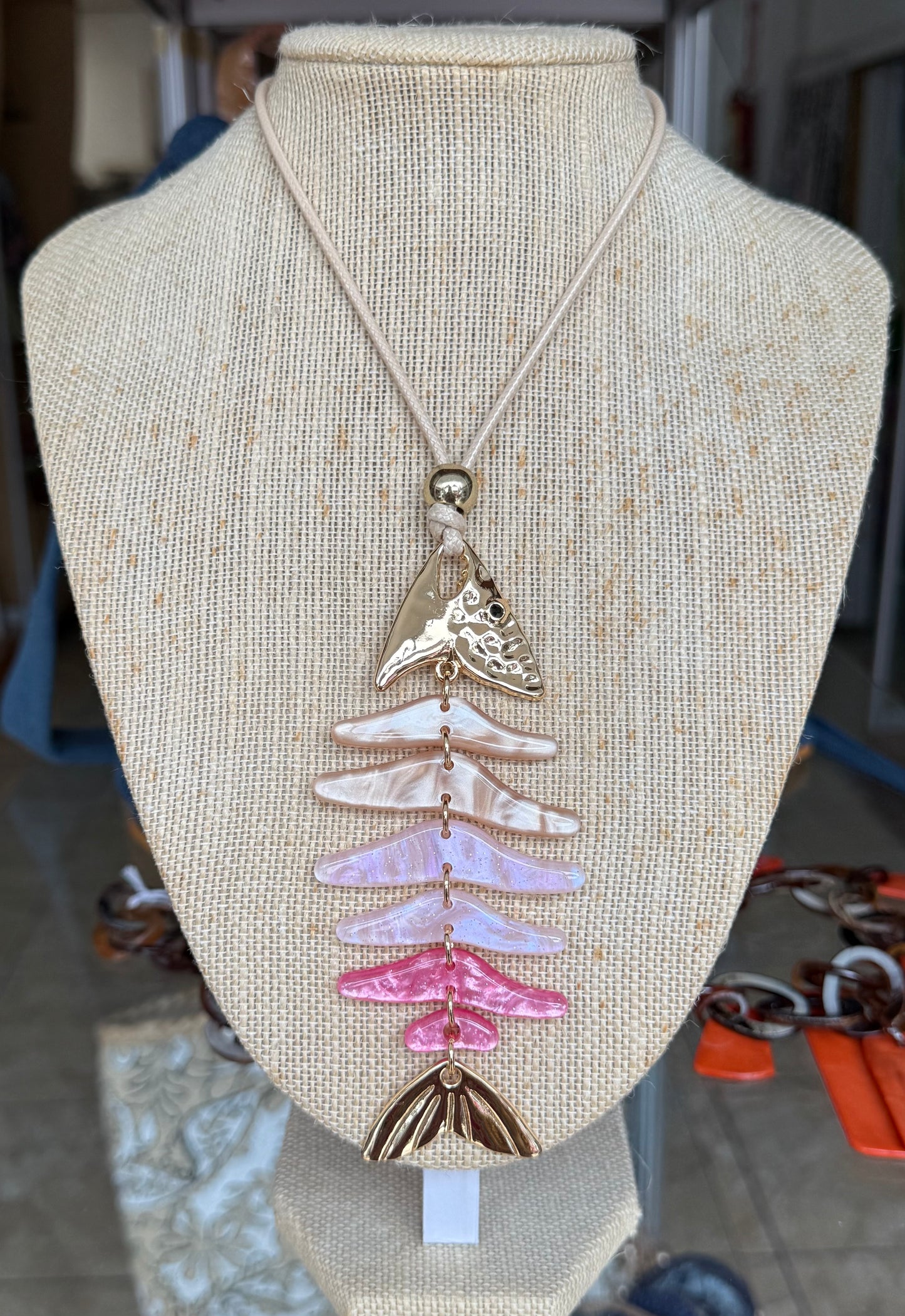 Fish Necklace (NO RETURNS OR EXCHANGE)