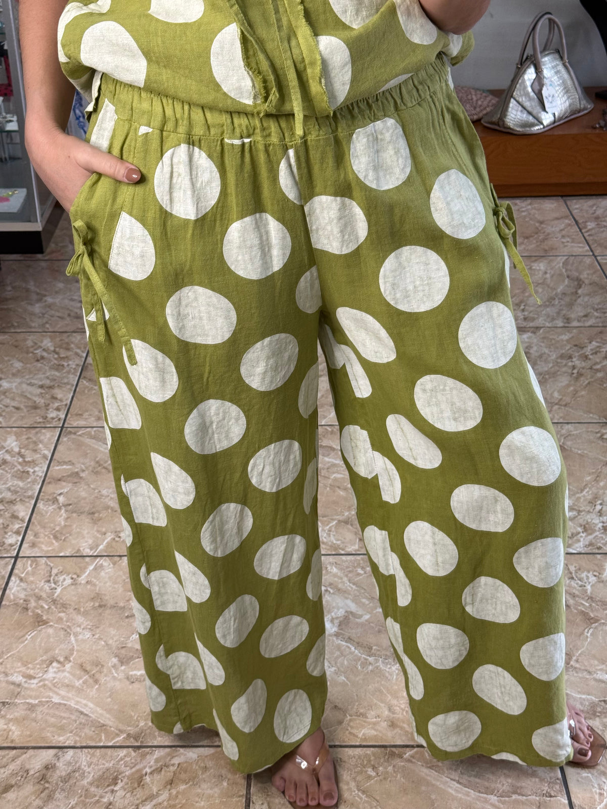 Polka Dots and Ribbons OS Linen Set (NO RETURNS OR EXCHANGE)