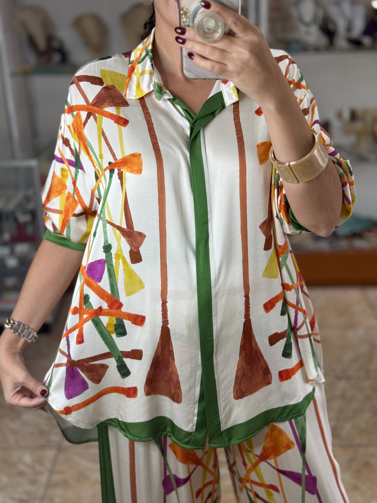 Tassel Print OS Satin Set (NO RETURNS OR EXCHANGE)