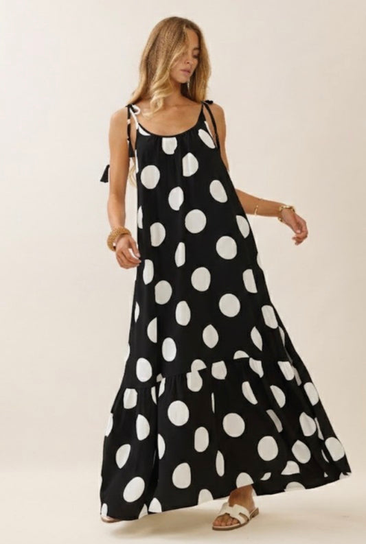 Black & White Polkadot Maxi Dress (PLUS)