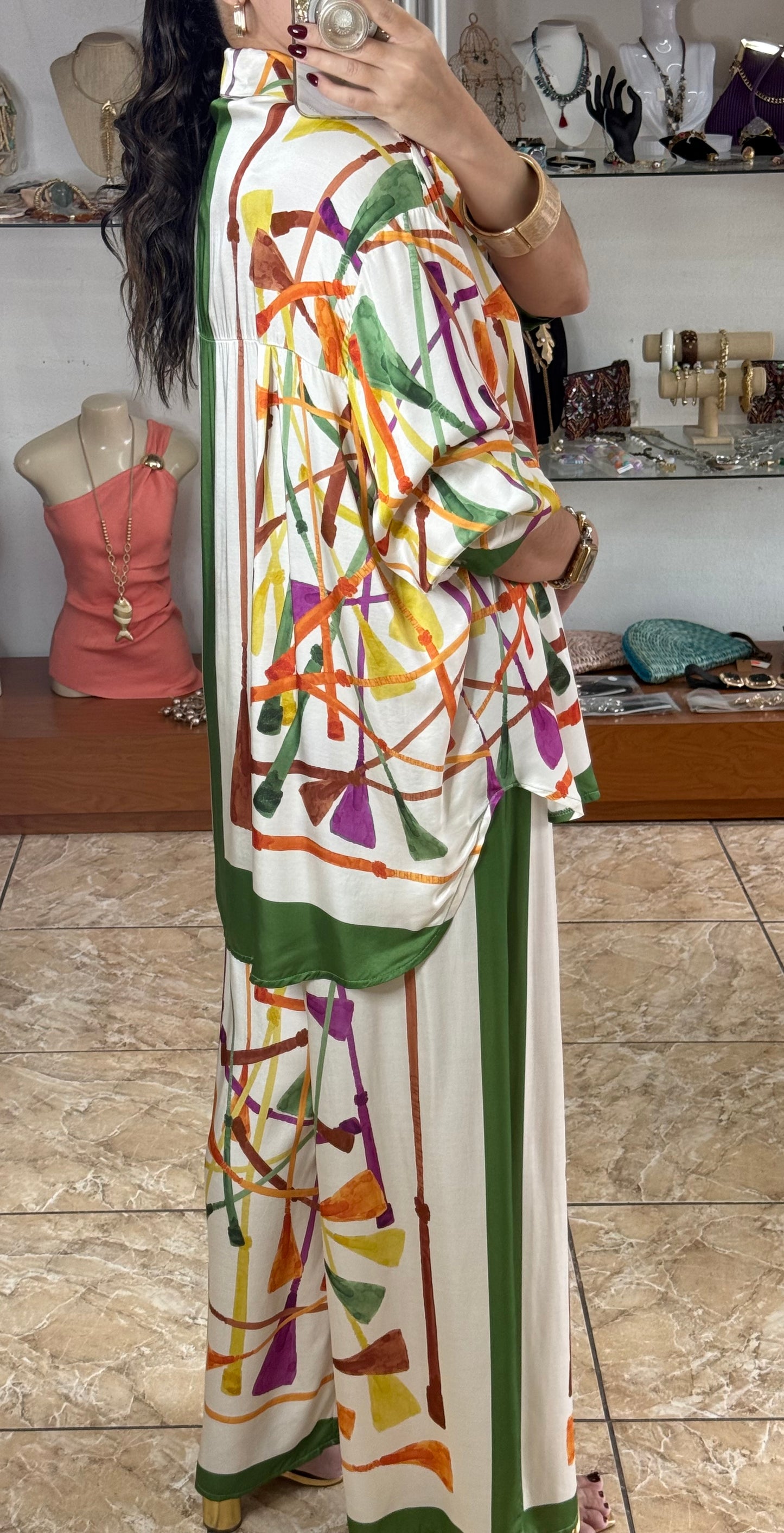 Tassel Print OS Satin Set (NO RETURNS OR EXCHANGE)