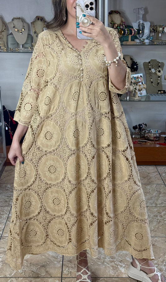 Charlotte OS Maxi Dress (FINAL SALE)