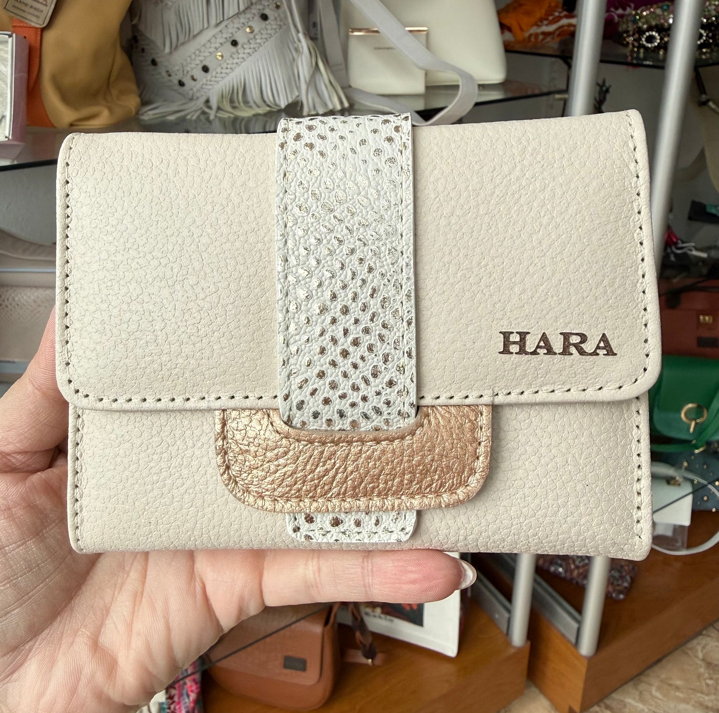 HARA Medium Wallet (NO RETURNS OR EXCHANGE)