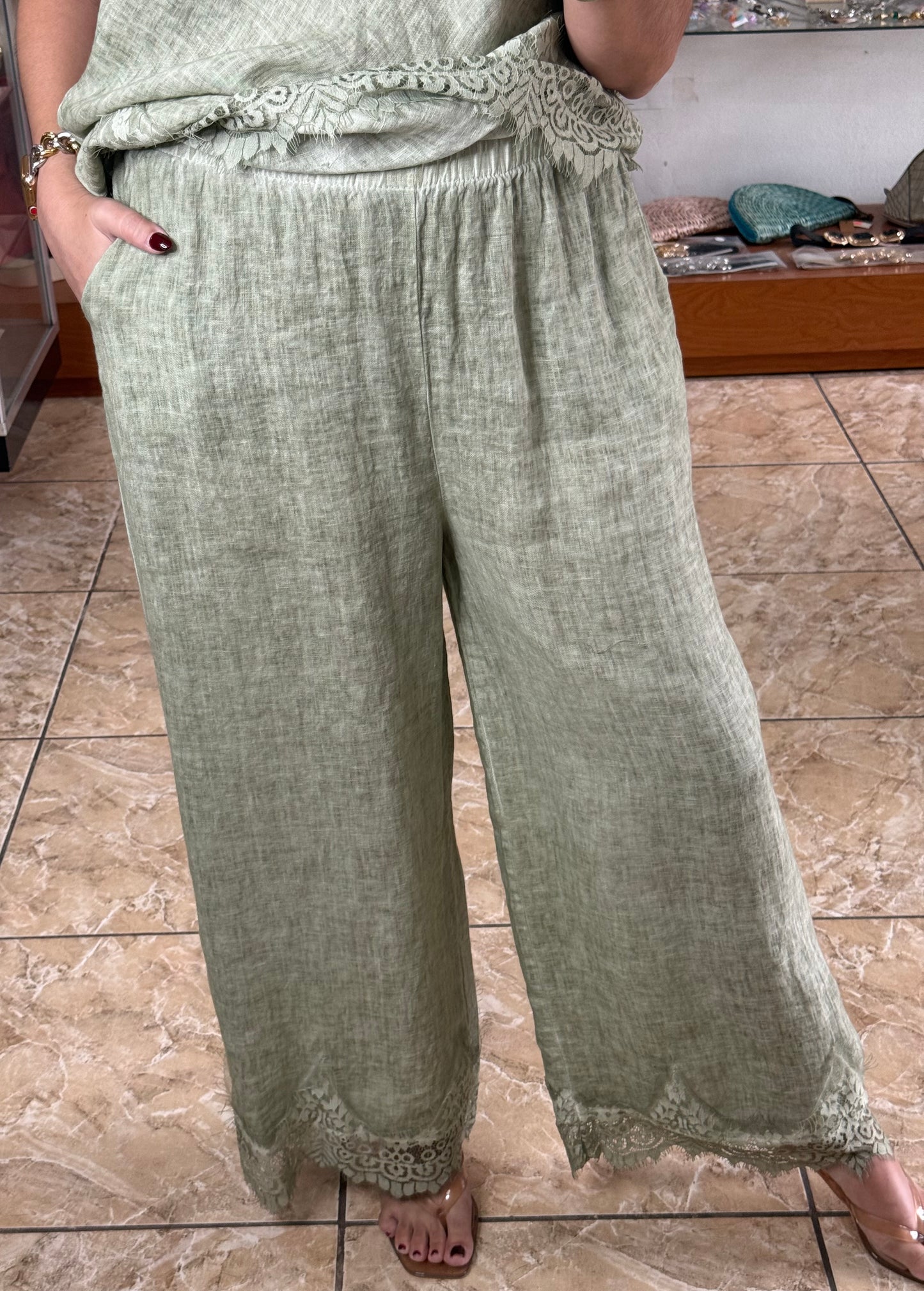 Linen/Lace Top & Pant OS Set (NO RETURNS OR EXCHANGE)