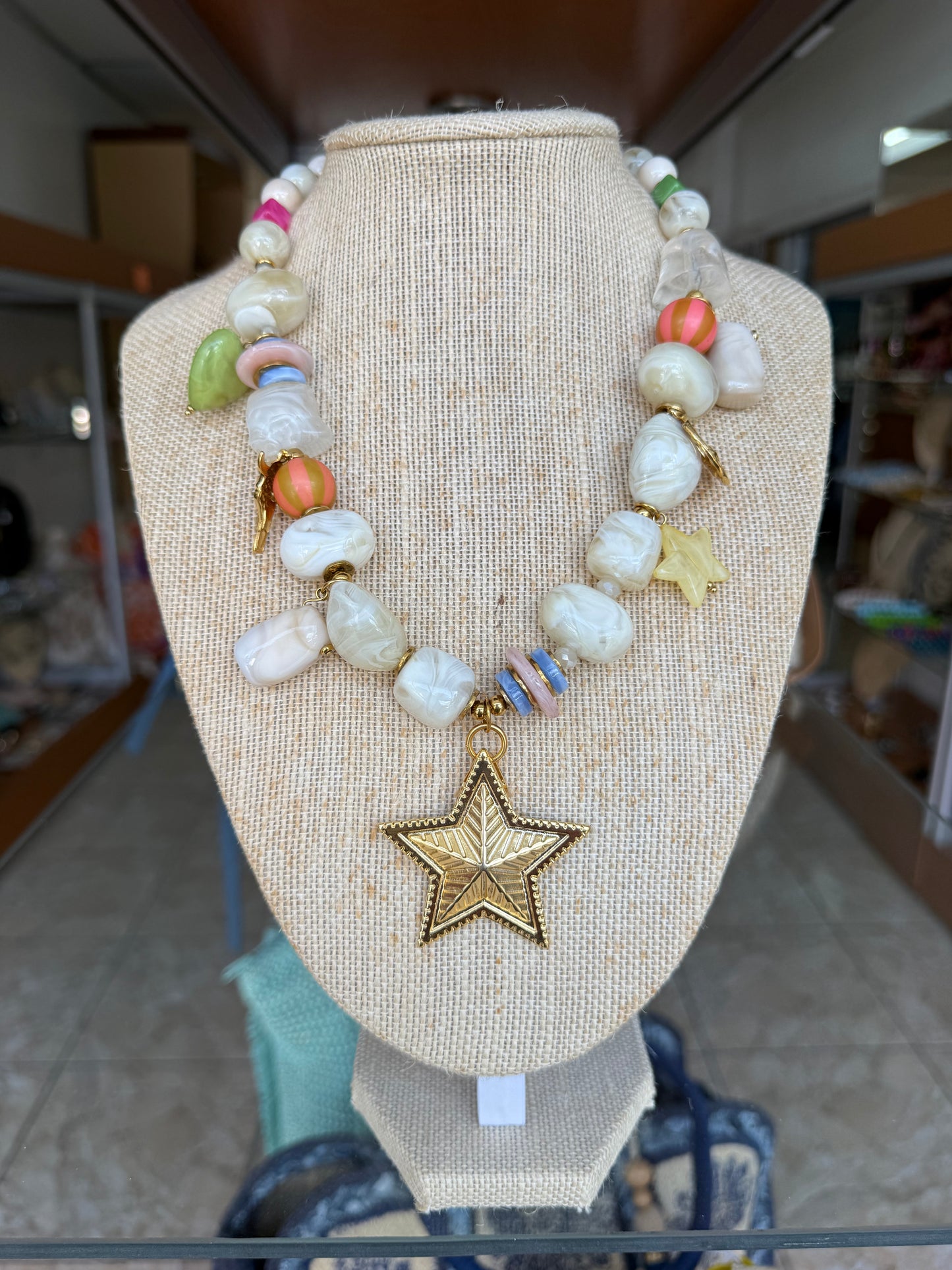 Chunky Beaded Star Pendant Necklace (NO RETURNS OR EXCHANGE)