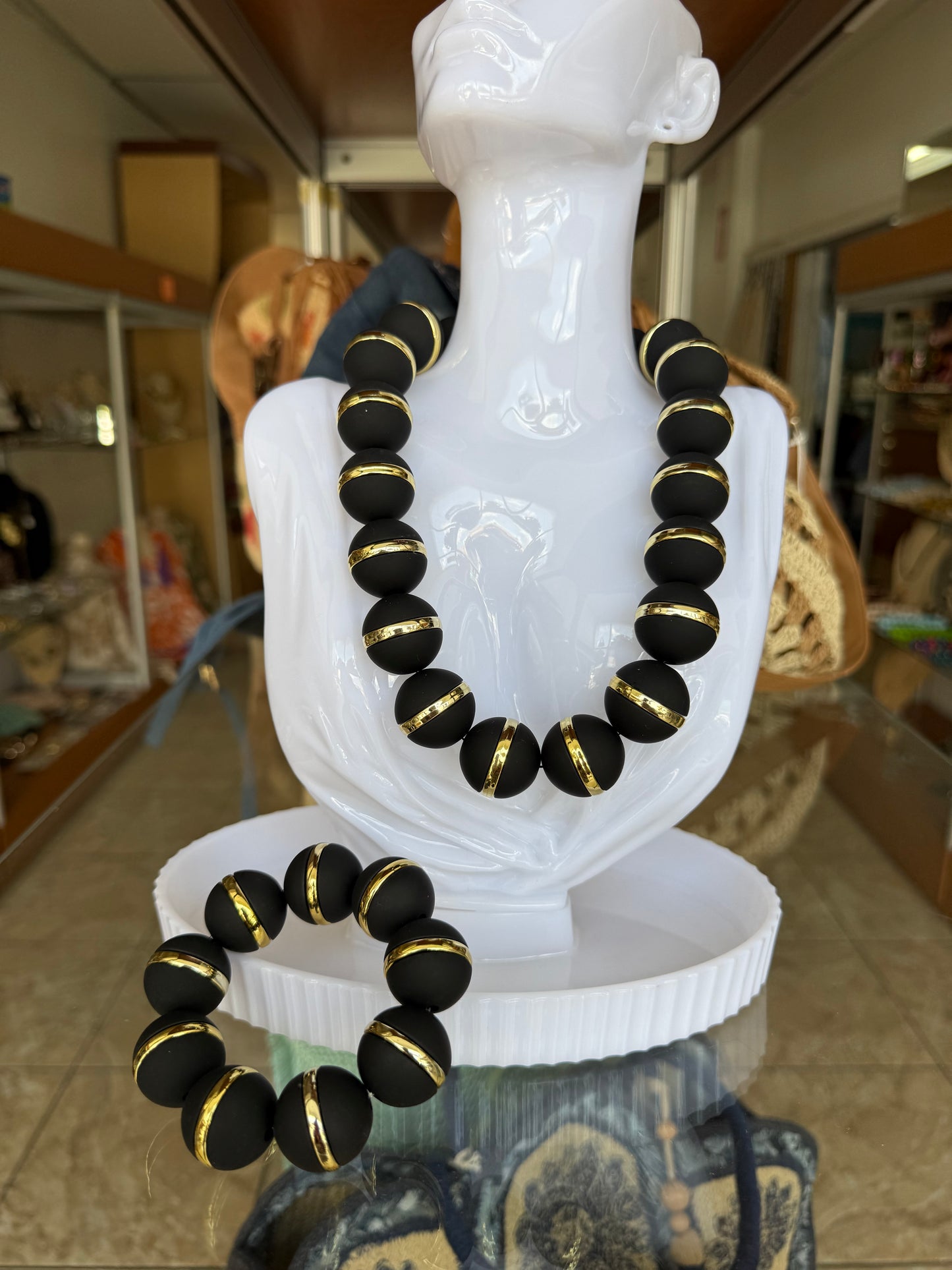 Spheres Necklace & Bracelet Set (NO RETURNS OR EXCHANGE)
