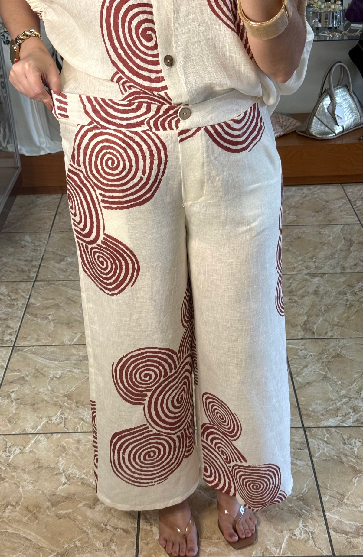 Spiral Pattern OS Top & Pant Set (NO RETURNS OR EXCHANGE)