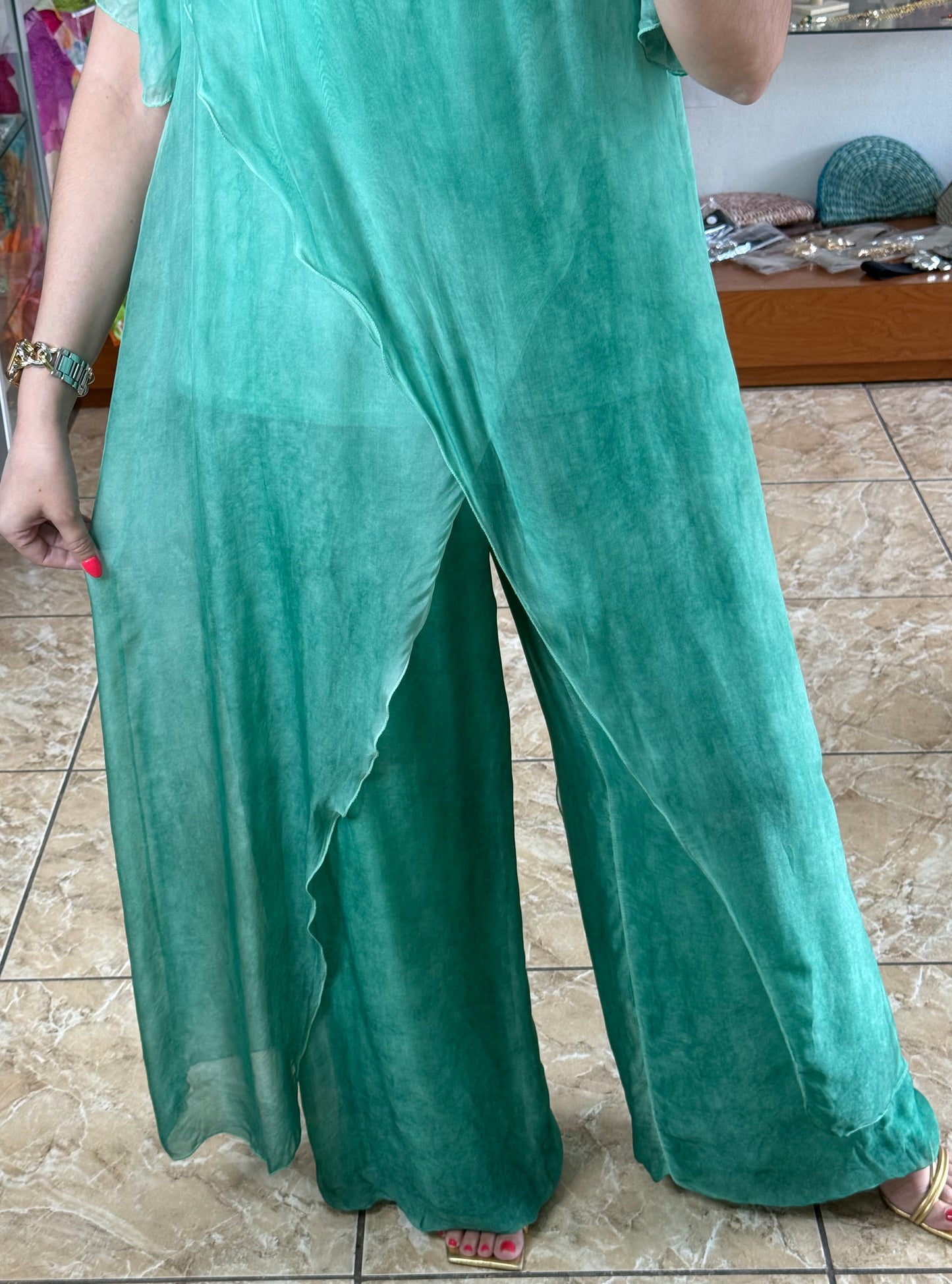Silk OS Top and Pant Set (NO RETURNS OR EXCHANGE)