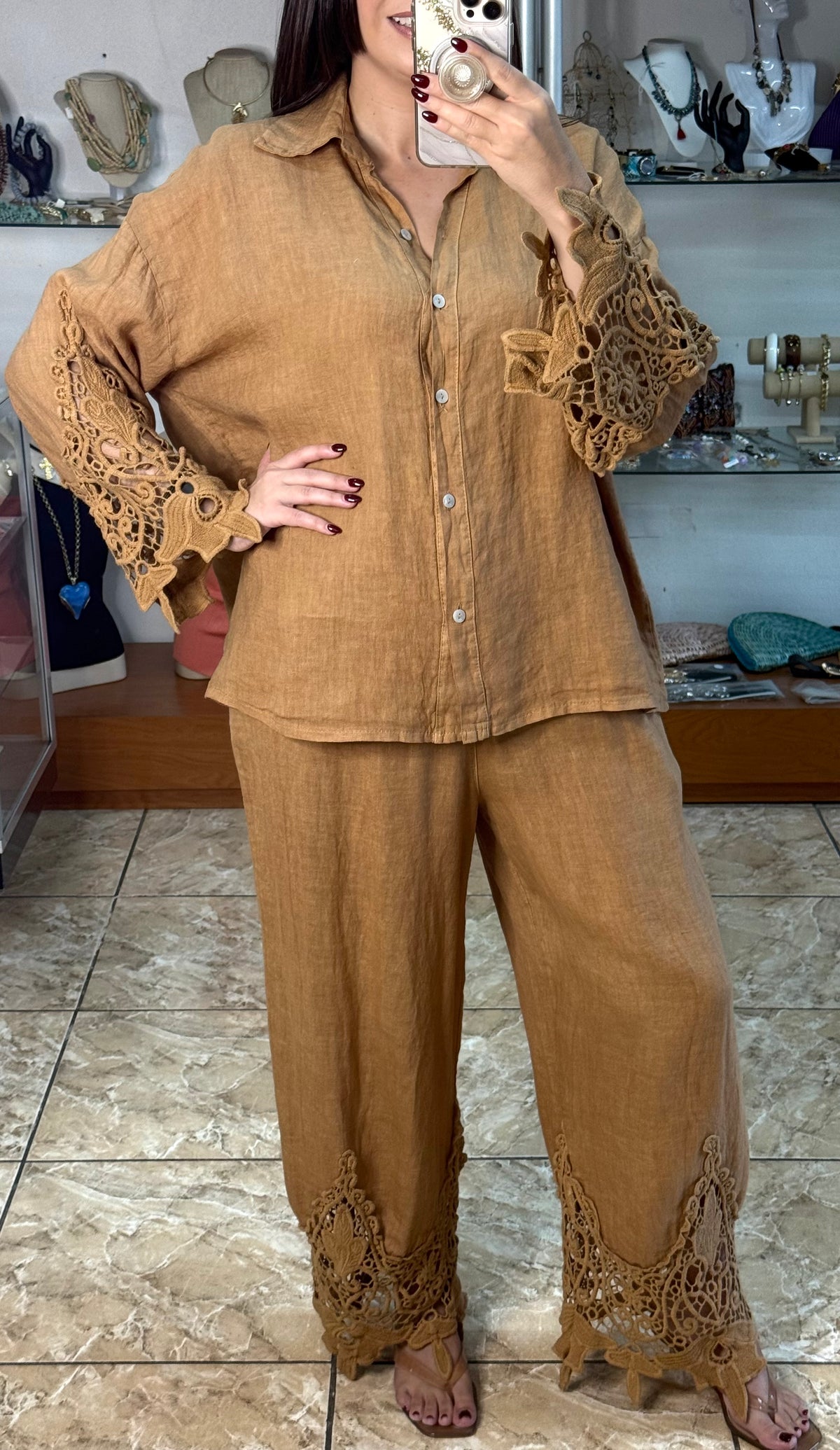Aura Scalloped Lace/Linen Set (NO RETURNS OR EXCHANGE)