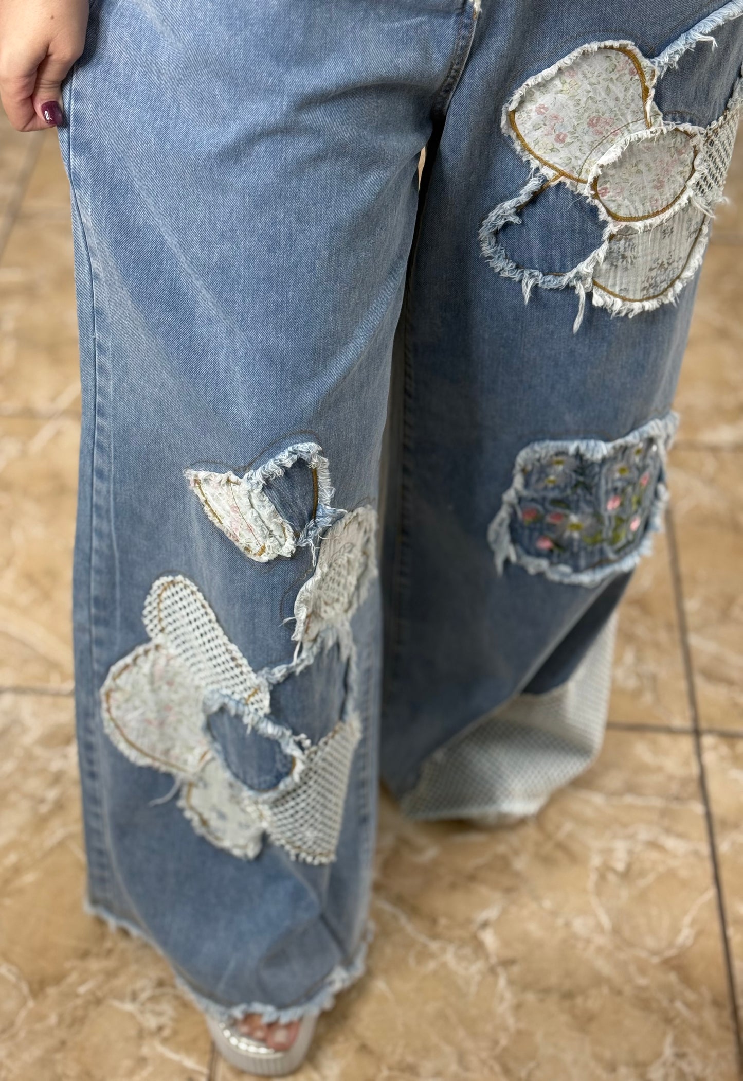 Floral Patches Denim Pant
