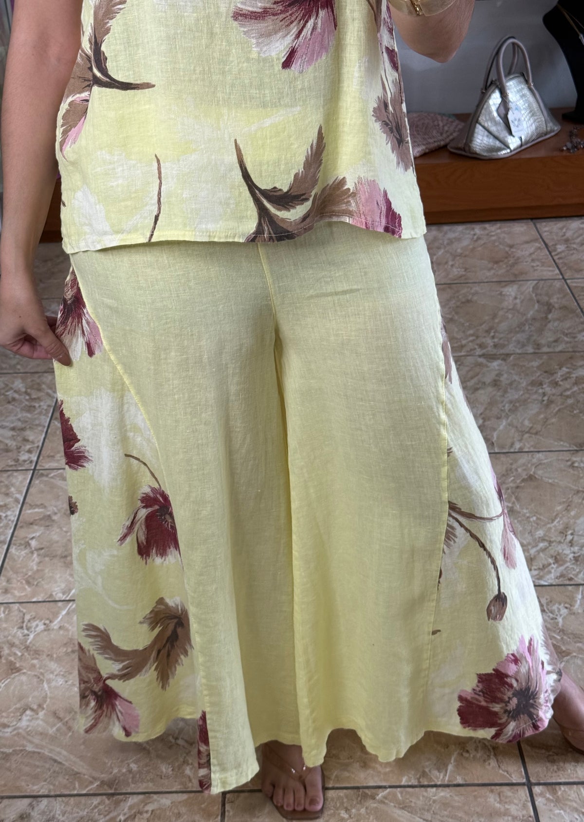 OS 3 Piece Floral Print Linen Set (NO RETURNS OR EXCHANGE)