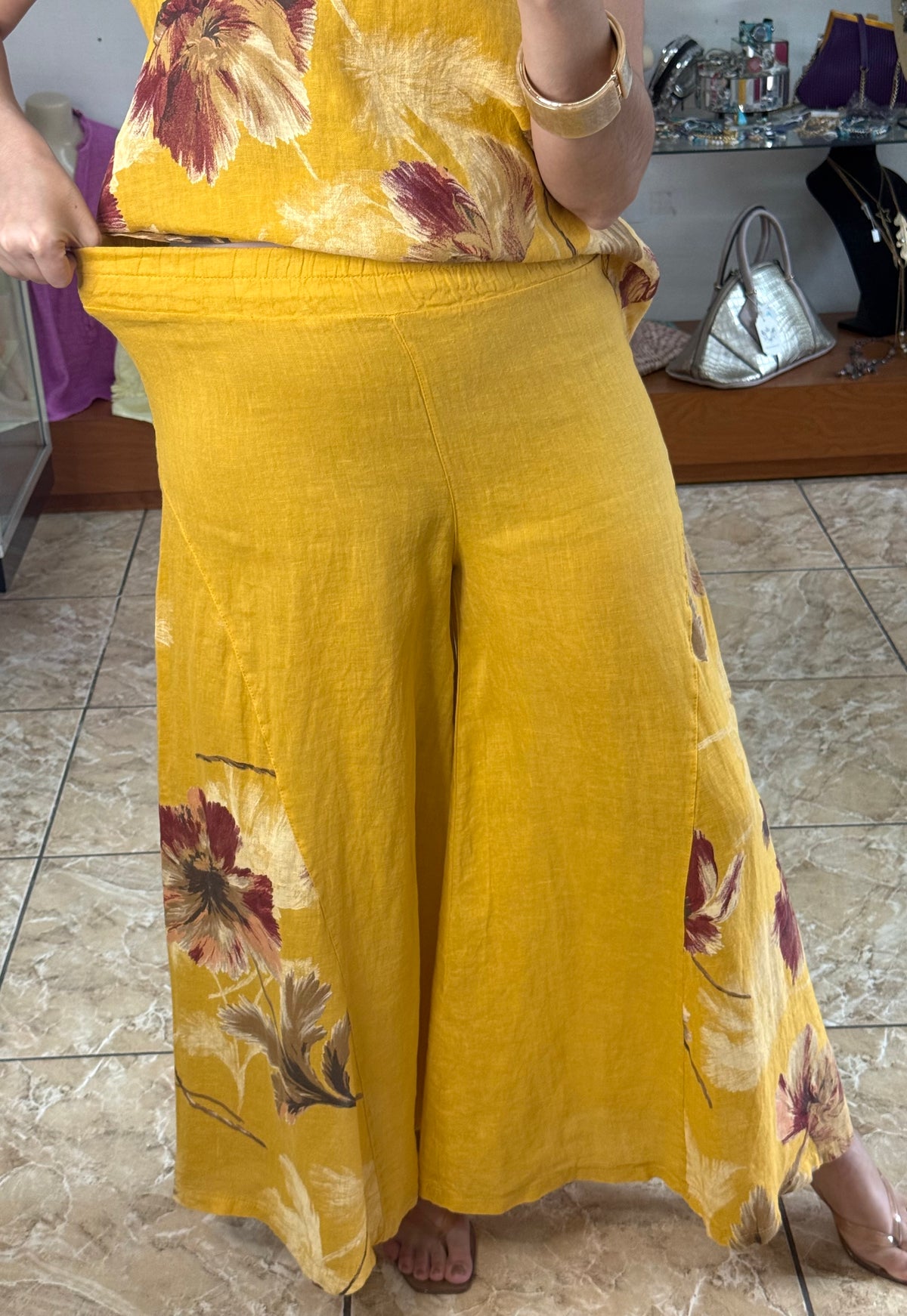 OS 3 Piece Floral Print Linen Set (NO RETURNS OR EXCHANGE)