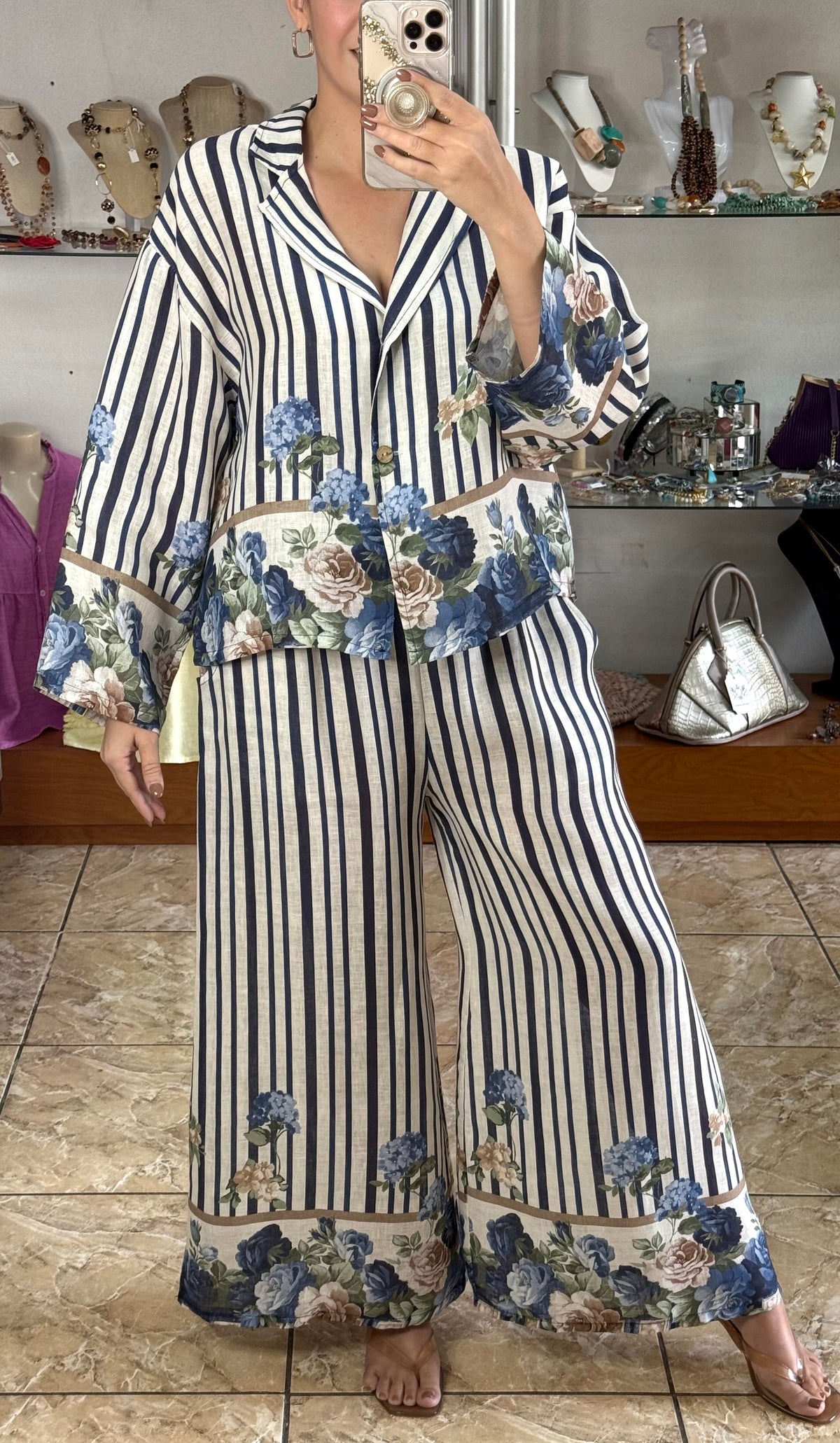 Stripes & Flowers OS Linen Set (NO RETURNS OR EXCHANGE)