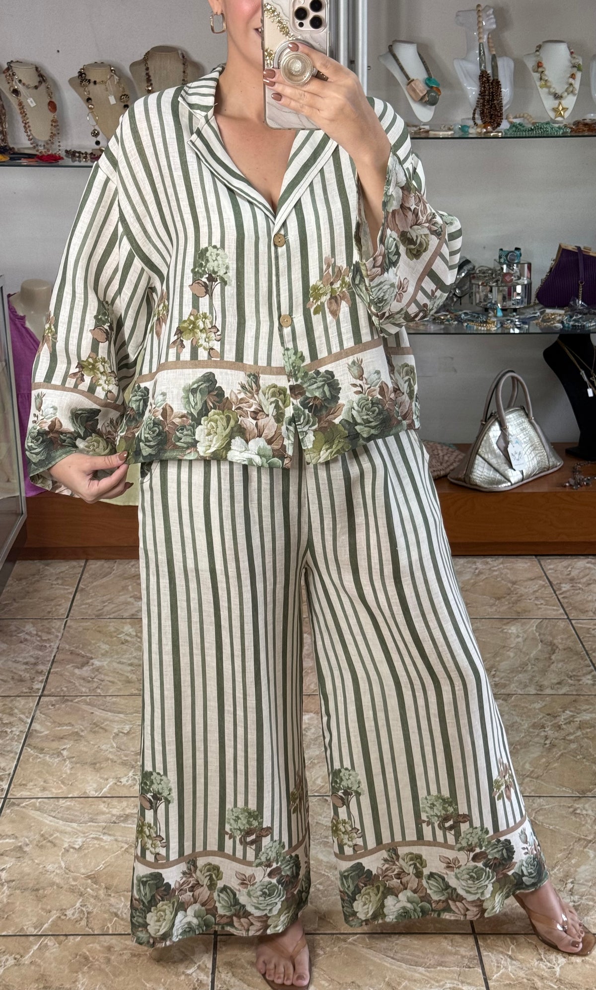 Stripes & Flowers OS Linen Set (NO RETURNS OR EXCHANGE)