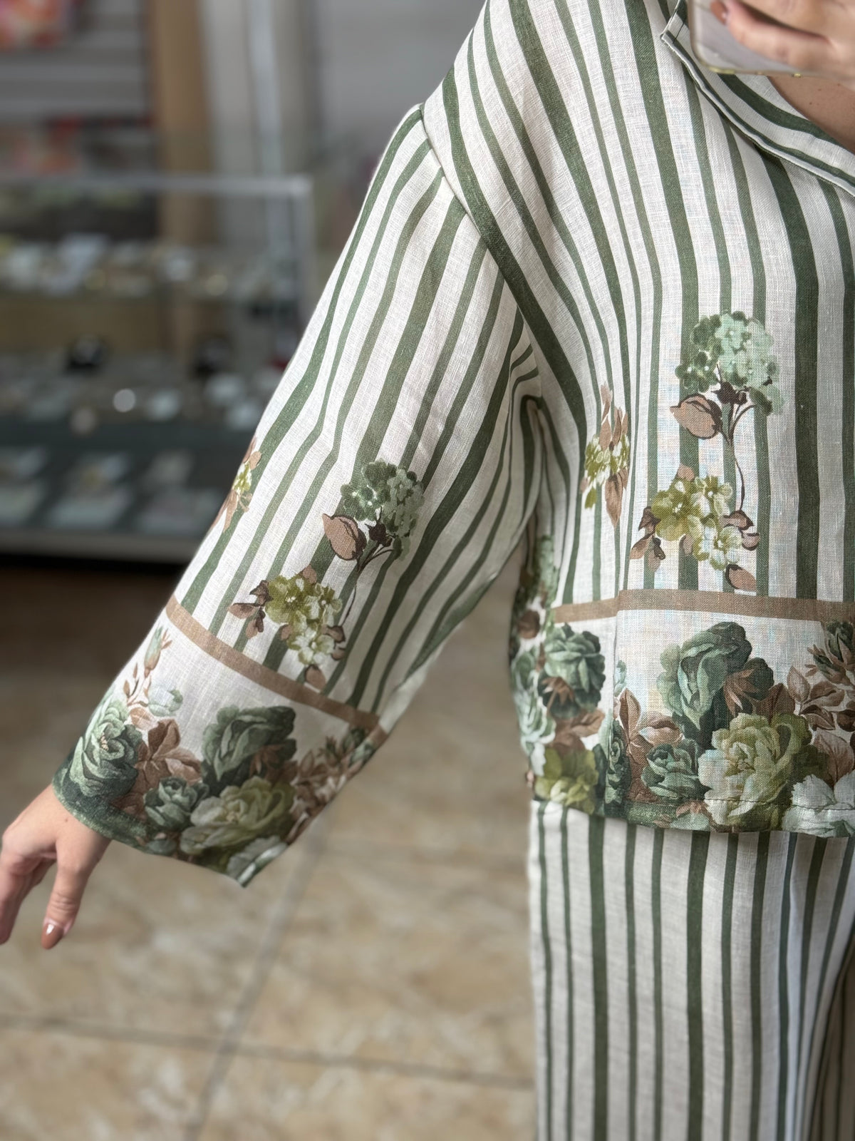 Stripes & Flowers OS Linen Set (NO RETURNS OR EXCHANGE)